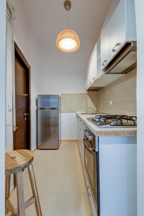 UNIVERSITATE |ARMENEASCA| 2 CAMERE MOBILATE MODERN| CENTRALA PROPRIE| 