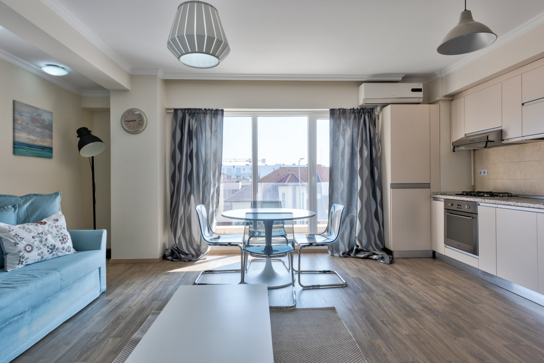 EROU IANCU NICOLAE  * ROSE RESIDENCE* MOBILAT UTILAT MODERN * LOC PARCARE