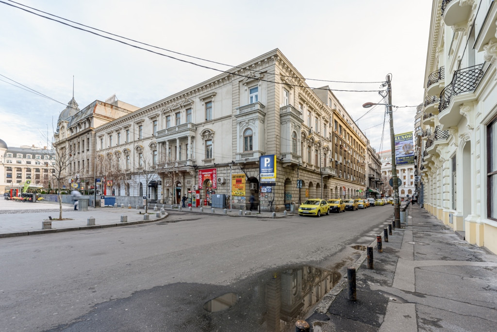 UNIVERSITATE * METROU* GARSONIERA MOBILATA SI UTILATA
