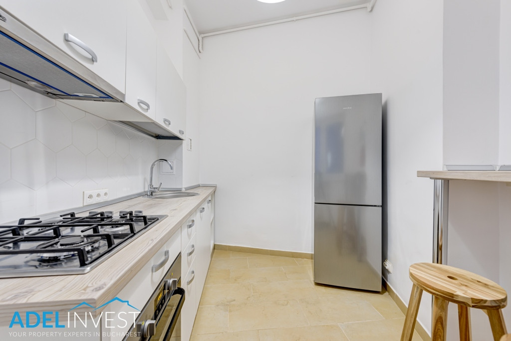 UNIVERSITATE *  METROU*IDEAL INVESTITIE * 4 CAMERE * CENTRALA PROPRIE
