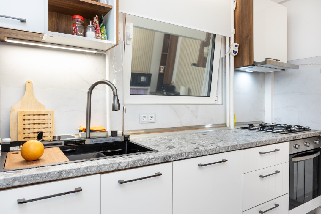 UNIVERSITATE * ION CAMPINEANU *  APARTAMENT EXCLUSIVIST* PRIMUL CHIRIAS