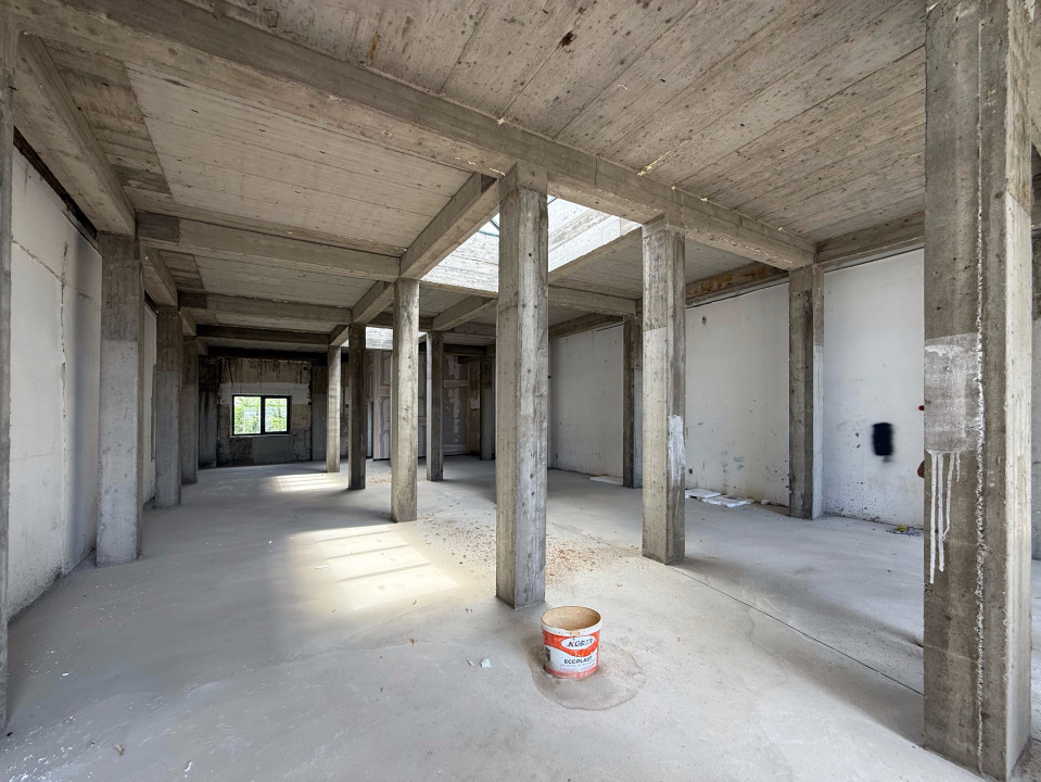 Spațiu comercial parter zona Sud