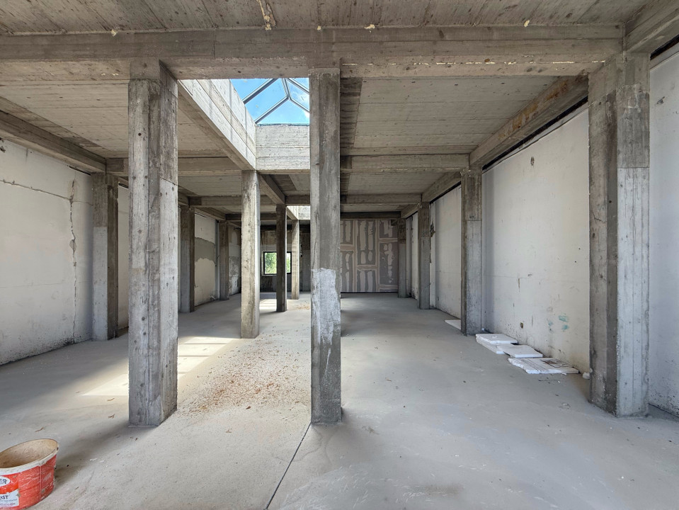 Spațiu comercial parter zona Sud