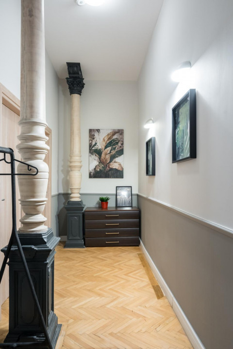 CALEA VICTORIEI * 3  CAMERE * MOBILATE SI UTILATE LUX * CENTRALA PROPRIE