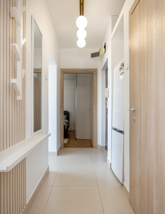 Magheru-Universitate |3 camere LUX |  Etaj 9 | Renovat 2025 | Primul chirias |