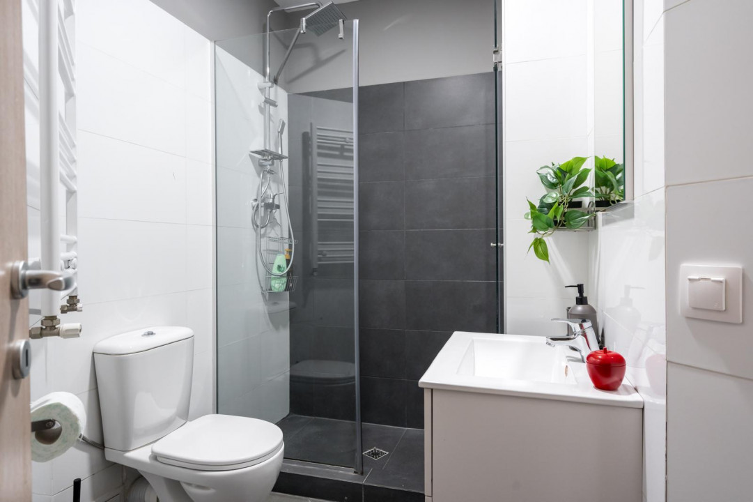 CALEA VICTORIEI * 3  CAMERE * MOBILATE SI UTILATE LUX * CENTRALA PROPRIE