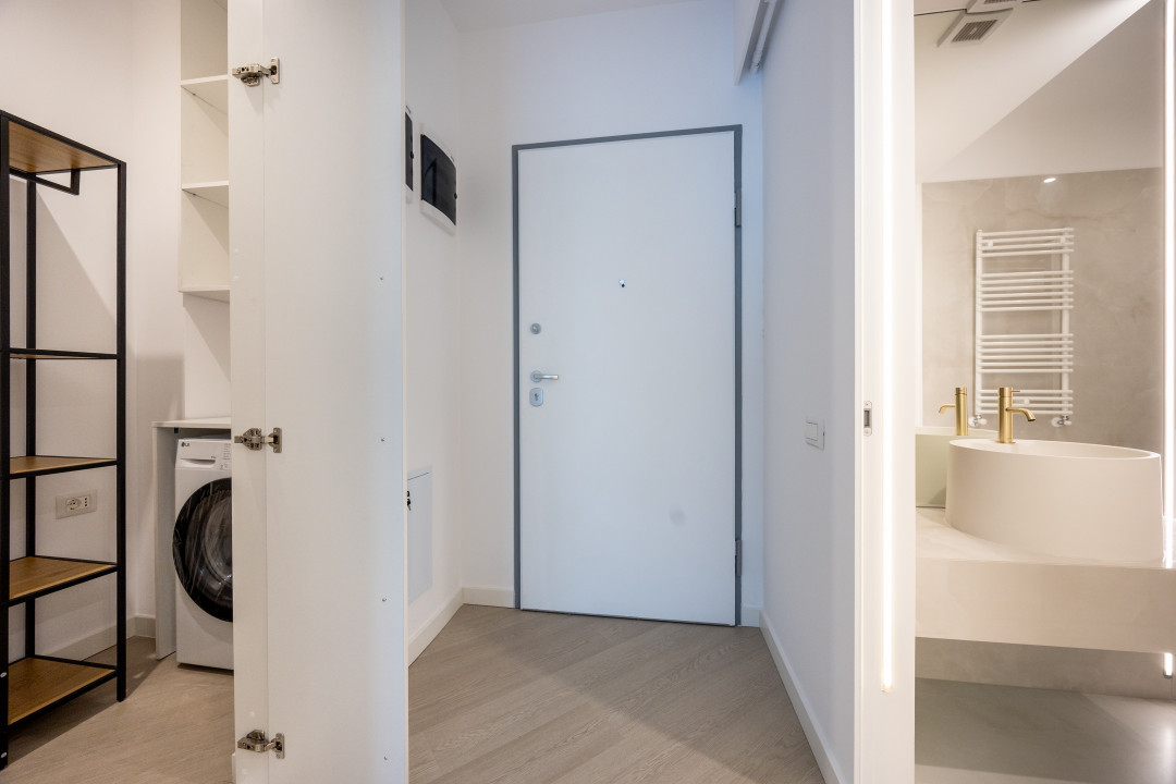 De inchiriat STUDIO * Cortina North * Pipera Aviatiei * Parcare