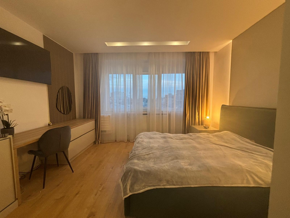 ULTRACENTRAL | UNIVERSITATE| LUX | IDEAL INVESTITIE 