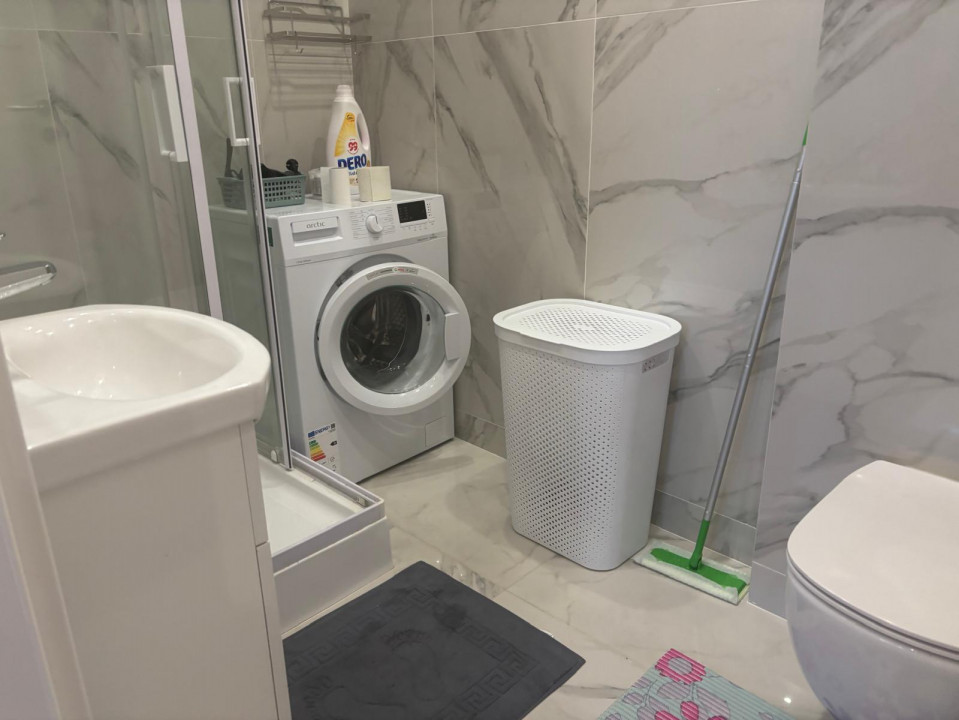 ULTRACENTRAL | UNIVERSITATE| LUX | IDEAL INVESTITIE 