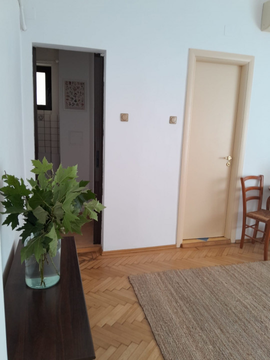 UNIVERSITATE | METROU | 2 CAMERE MOBILATE| UTILATE MODERN | CENTRALA PROPRIE