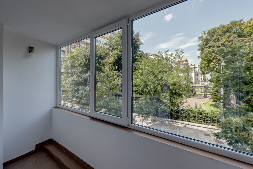 ULTRACENTRAL| UNIVERSITATE | METROU| 2 CAMERE MOBILATE MODERN| 