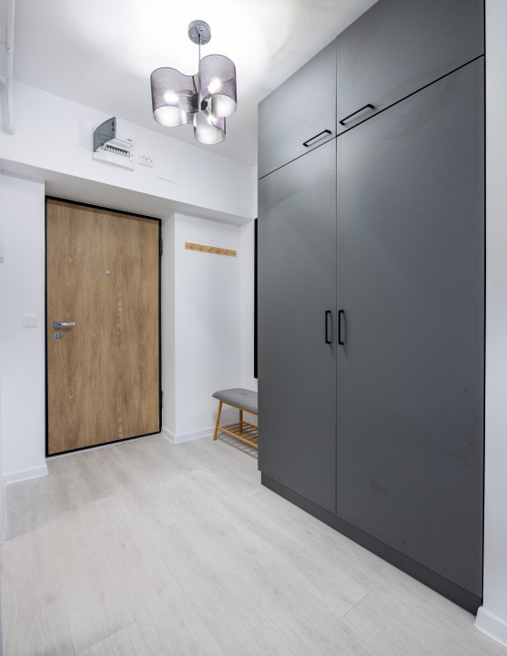 Garsoniera lux Hils Republica 10 min Metrou | Prima inchiriere| Central proprie