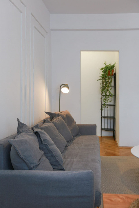 UNIVERSITATE * METROU* 3 CAMERE MOBILATE SI UTILATE MODERN