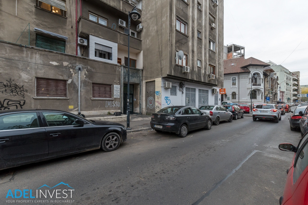 UNIVERSITATE * METROU* 3 CAMERE MOBILATE SI UTILATE MODERN