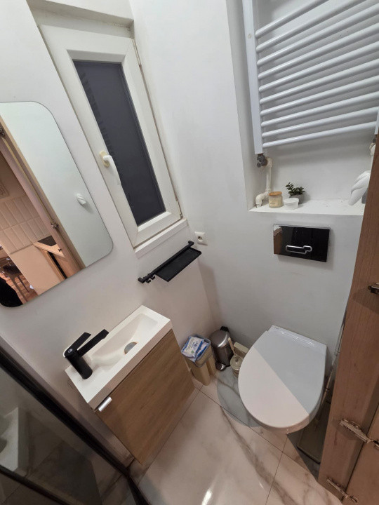 UNIVERSITATE * METROU* GARSONIERA MOBILATA SI UTILATA LUX * CENTRALA PROPRIE