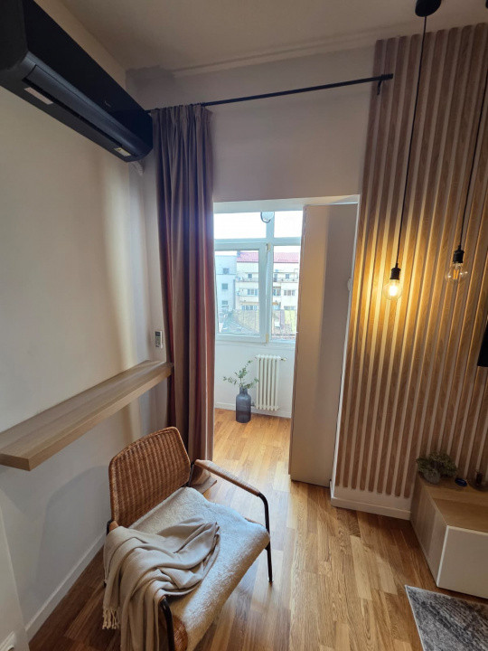 UNIVERSITATE * METROU* GARSONIERA MOBILATA SI UTILATA LUX * CENTRALA PROPRIE