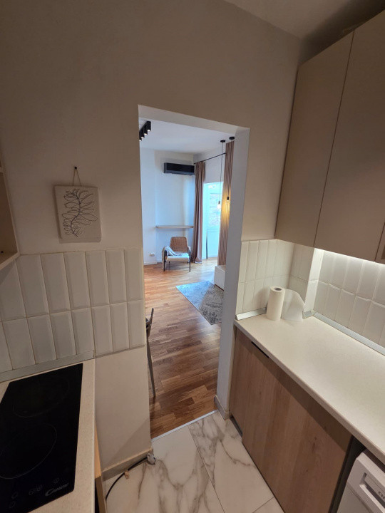 UNIVERSITATE * METROU* GARSONIERA MOBILATA SI UTILATA LUX * CENTRALA PROPRIE