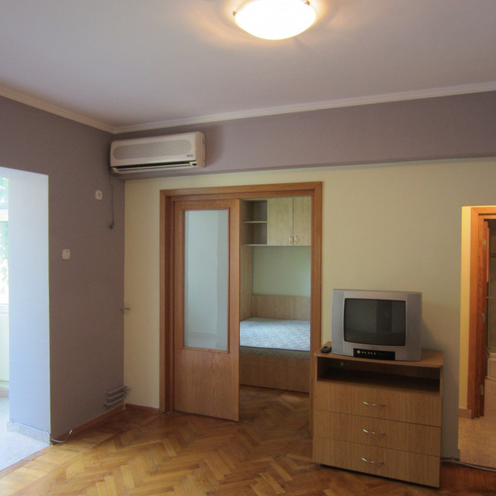 CISMIGIU * PARC * 2 CAMERE *CENTRALA PROPRIE * IDEAL INVESTITIE