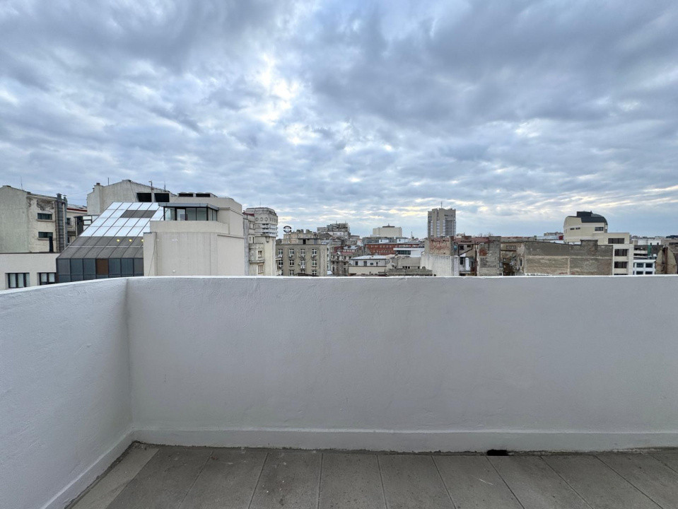 Garsonieră Universitate | 40mp + Balcon | Centrală proprie | Etaj 6 | 92.900€