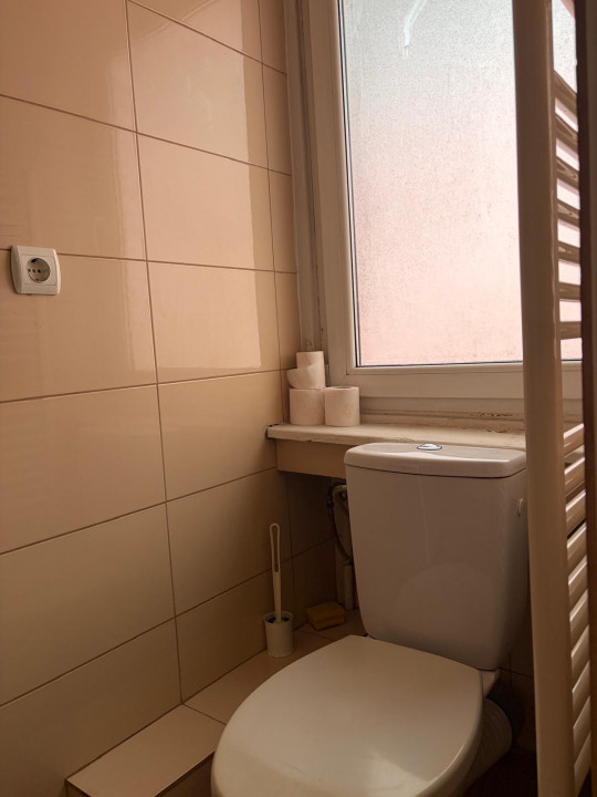 Garsonieră Piața Română | Bd. Magheru | Renovată | Centrală proprie | 300€