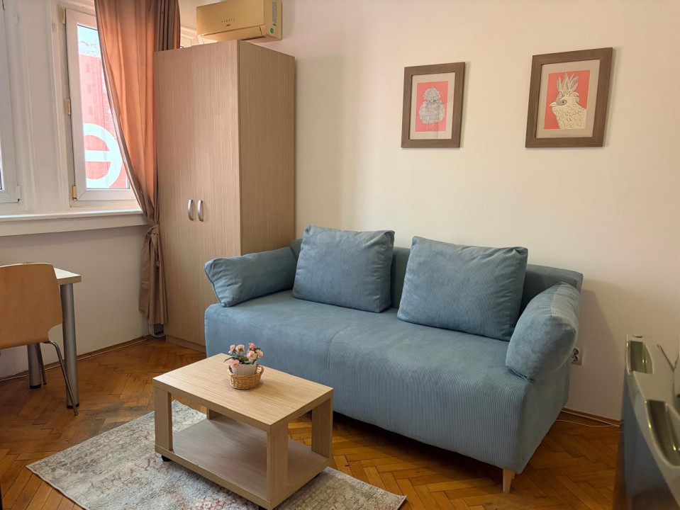 Garsonieră Piața Română | Bd. Magheru | Renovată | Centrală proprie | 300€