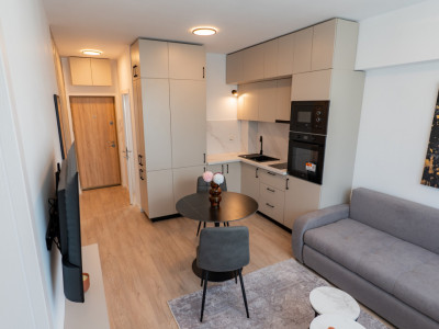 Prima închiriere | Studio totul nou, modern, în zonă liniștită – Ploiești Sud