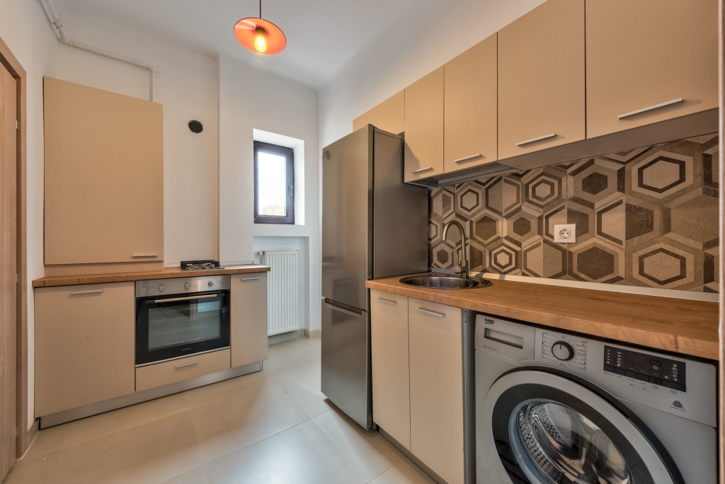 Garsonieră Armeneasca | 46mp| Centrală proprie | Etaj 6 | 88000€
