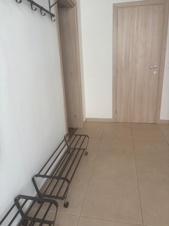 CALEA VICTORIEI * 2 CAMERE * MOBILATE SI UTILATE MODERN * CENTRALA PROPRIE